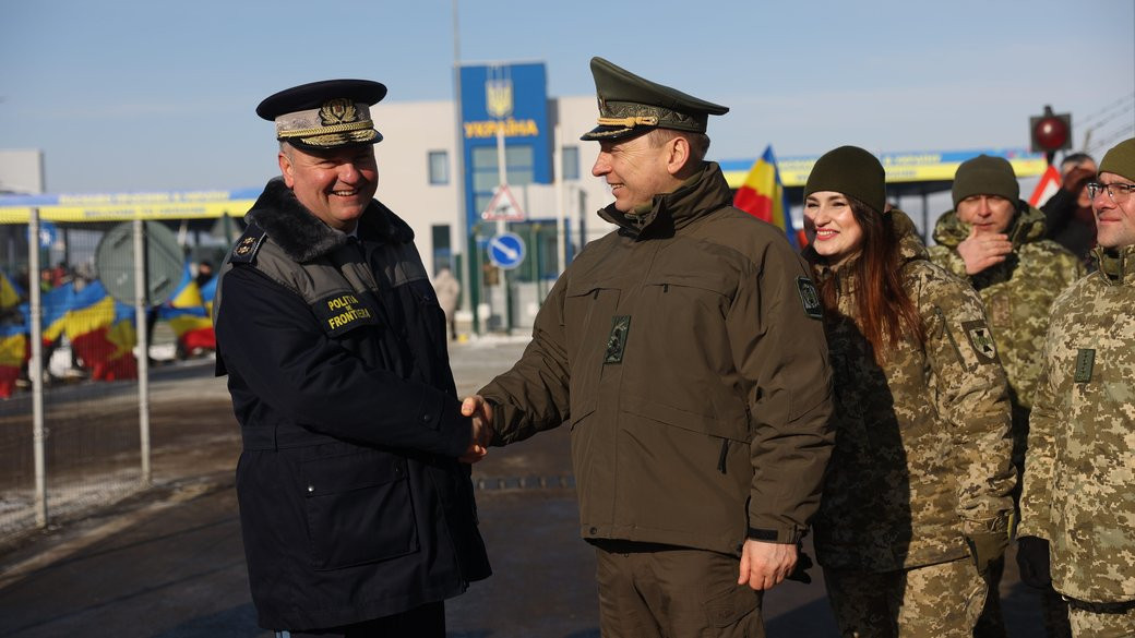 У Чернівецькій області на кордоні з Румунією відкрили новий міжнародний пункт пропуску "Дяківці - Раковець".