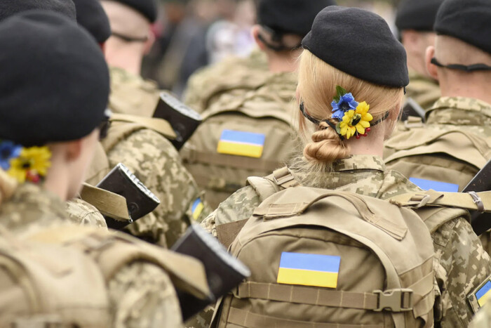Жінки з медичною освітою повинні з’явитись до територіального центру комплектації