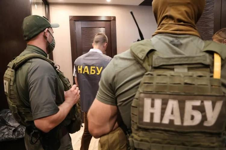 НАБУ проводить масштабні обшуки в командування Нацгвардії у справі про розкрадання майже 200 млн грн