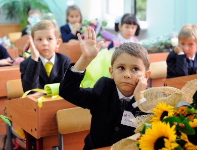 Чернівецька міськрада дозволила роботу шкіл і дитсадків з 1 вересня