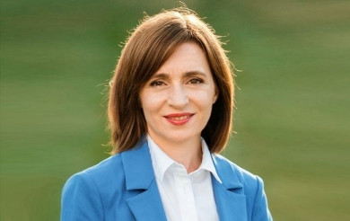 Санду планує провести дострокові вибори в Молдові