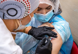 В Україні зареєстрували вакцину AstraZeneca-SKBio проти COVID-19 корейського виробництва