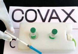 Завтра вранці в Україну прибуде нова партія вакцини від коронавірусу AstraZeneca