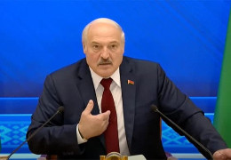 Лукашенко пригрозив перейти кордон України і заговорив про "червону межу"