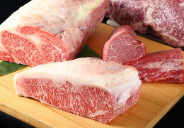 М’ясо майбутнього: японці навчилися друкувати елітну яловичину на принтері