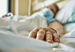 На Буковині антирекорд зі смертності: минулої доби від коронавірусу померла 21 людина
