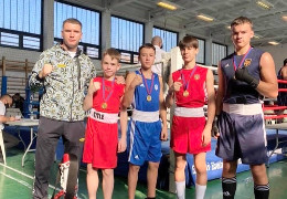 Чернівецькі боксери під орудою Олександра Погодіна тріумфально виступили на престижному турнірі в Угорщині
