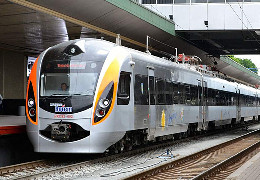 Укрзалізниця планує з'єднати всі обласні центри країни швидкісним сполученням до 2024 року