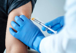 Експерт ЮНІСЕФ зробила заяву про вакцинацію людей, які вже перехворіли COVID-19