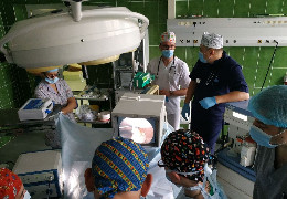 Двом важкохворим дітям у Чернівцях провели операції фахівці з «ОХМАТДИТу»