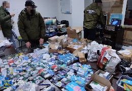 На Буковині правоохоронці блокували "ботоферму" з понад 20 тисяч акаунтів, які використовувалися для дестабілізації ситуації в Україні