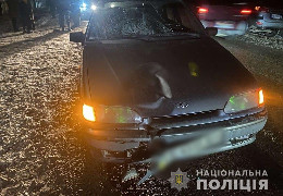 Водійка не побачила: у Топорівцях під колесами авто загинула літня жінка