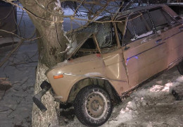 На Буковині у страшній ДТП загинув син голови Ванчиковецької ТГ: авто на швидкості врізалося у дерево