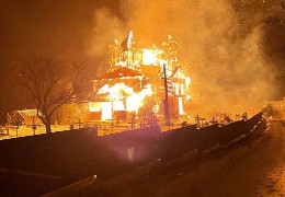 У селі на Вижниччині минулої ночі згоріла дерев’яна церква