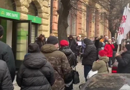 Підприємці-мітингарі в Чернівцях під офісом «Слуг народу» скандували «Банду геть»