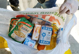 Осачук попросив волонтерів збирати правильні продуктові пакети: картопля і морква не підходять