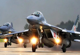 Польща офіційно заявила про готовність віддати США літаки, про які просить Україна