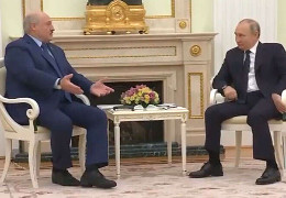 У Путіна очі на лоб полізли, коли Лукашенко розказав, хто розпочав війну (ВІДЕО)
