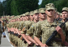 Випускників військових кафедр на Буковині закликають долучитися до бойових частин