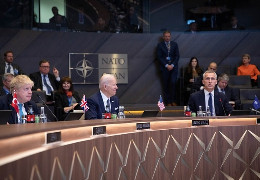 Екстраординарний саміт НАТО: Україна отримає негайну посилену допомогу, але не все...