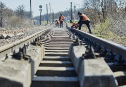 Окупанти вдарили по залізничній інфраструктурі у Вінницькій Рівненській та Львівській областях. Є жертви та поранені