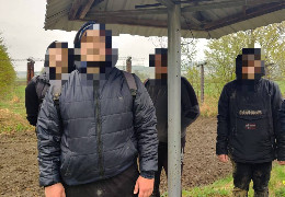 На Буковині "накрили" злочинців, які за 12 000 доларів США згодилися переправити військовозобов’язаних до країн ЄС
