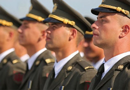 Чернівецький військкомат запрошує юнаків і дівчат на навчання до військових коледжів