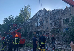 Окупанти вдарили по багатоповерхівці в Миколаєві: є загиблі та поранені