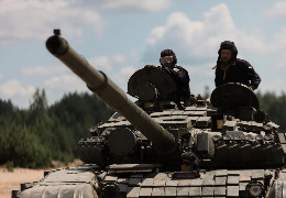 "Ваша допомога безцінна": Залужний подякував Польщі та Чехії за танки для України
