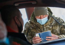 Військовозобов'язані чоловіки таки можуть пересуватися Україною без отримання відповідних дозволів. Однак є нюанс