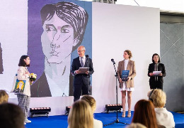 Українка Марина В’язовська здобула в математиці Філдсівську премію, яка є еквівалентною “Нобелівській премії”!