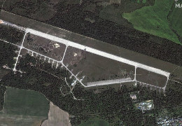 У Мережі опублікували супутникові знімки наслідків вибухів на білоруському аеродромі "Зябровка"