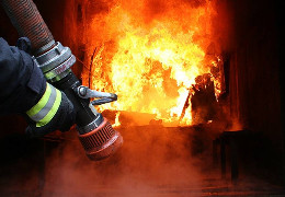 Вигоріло все: у Новодністровську поминки закінчилися пожежею у квартирі