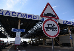 Кабмін дозволив представникам українського бізнесу виїжджати за кордон: коли і на який термін