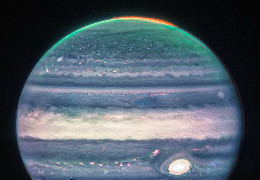 "Джеймс Вебб" зробив знімки Юпітера, на них видно полярне сяйво