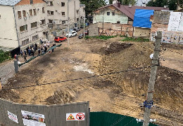 Скандальне будівництво на вулиці Шептицького у Чернівцях: роботи призупинили, але замовник хоче отримати дозвіл від Мінкульту