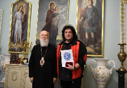 Патріарх Філарет нагородив буковинця, народного артиста Іво Бобула церковним орденом