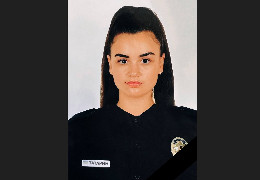 У Чернівцях під час виконання службових обов'язків загинула 22-річна патрульна, молодша лейтенантка поліції Таїсія Татарин