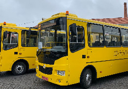 У Чернівецькій області для 12 громад закуплять шкільні автобуси
