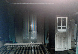 У Дністровському районі на 10 років посадили чоловіка, який підпалив хату рідної сестри. У пожежі ледь не згоріла 4-річна племінниця