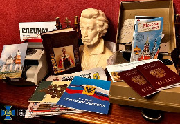 У церквах Московського патріархату у різних областях знайдено російські паспорти, "перепустки федеральних радників РФ" та прапор "Новоросії"