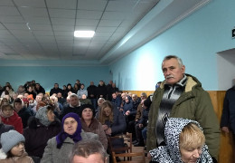 У Чернівецькій області релігійна громада села Хрещатик проголосувала за перехід до ПЦУ