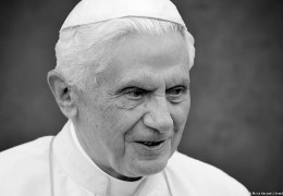 Помер Папа Римський Бенедикт XVI, що зрікся престолу у 2013 році