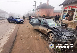 В аварії на Буковині травмувалась 10-річна дитина. Подробиці від поліції