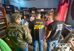 На Буковині судитимуть 50-річну буковинку та інших членів її злочинної групи, які незаконно переправляли українців за кордон