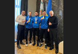 Клічук привітав чернівецьких каратистів, які привезли до рідного міста з чемпіонату Європи дві золоті медалі