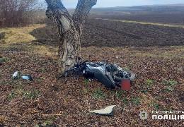 Врізався у дерево: на Буковині у страшній аварії загинув 15-річний мотоцикліст