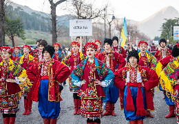 Народний ансамбль танцю «Неогалактика» з Чернівців успішно виступив на міжнародному фольклорному фестивалі в Італії