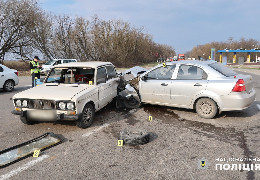На Новоселицькому перехресті траси "Житомир - Чернівці" біля села Рингач сталась ДТП з потерпілими