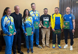Мер Чернівців Клічук привітав чернівецьких лучників з успішним виступом на Кубку Європи серед юніорів та кадетів